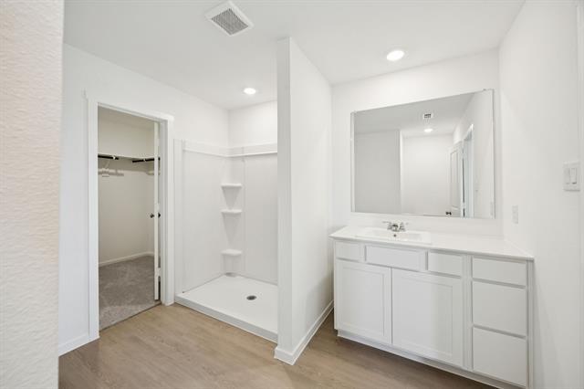 Building Photo - 11300 Rodeo Dr