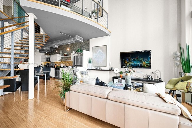 Building Photo - 690 SW 1st Ct