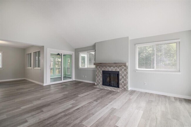 Building Photo - 6400 Avery Island Ave