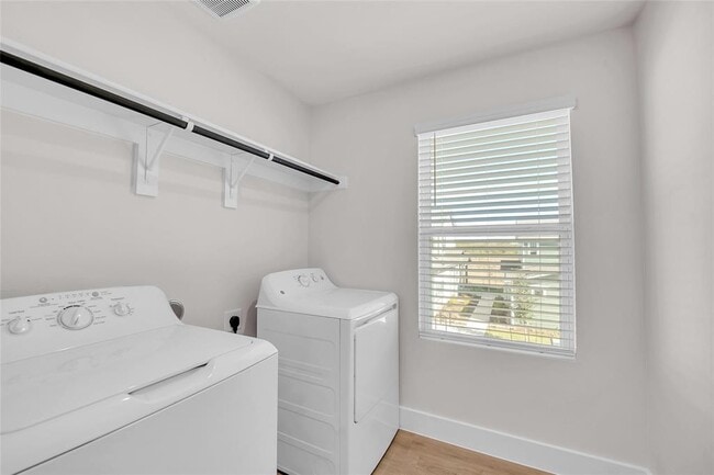 Building Photo - 9312 Curious Squirrel St