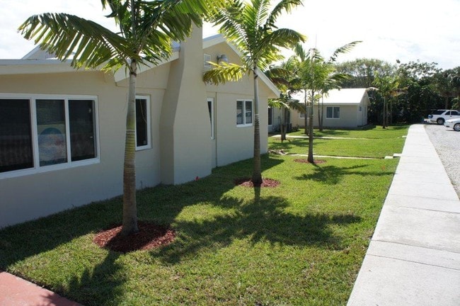 Building Photo - Verona Apartments