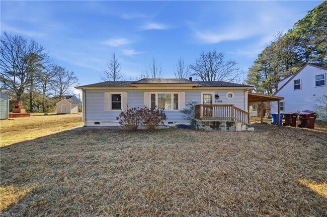 Building Photo - Charming 2 Bed, 2 Bath Home on Spacious Lot