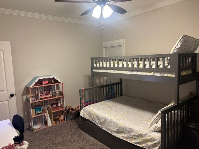 Building Photo - Spacious 4BR/3BA Creekside West Home with Screened Porch, Fenced Yard & 3-Car Garage