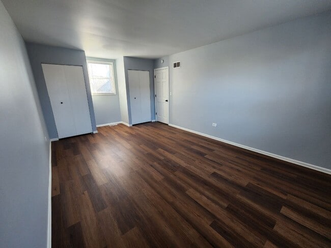 Building Photo - 1221 Calico Ave