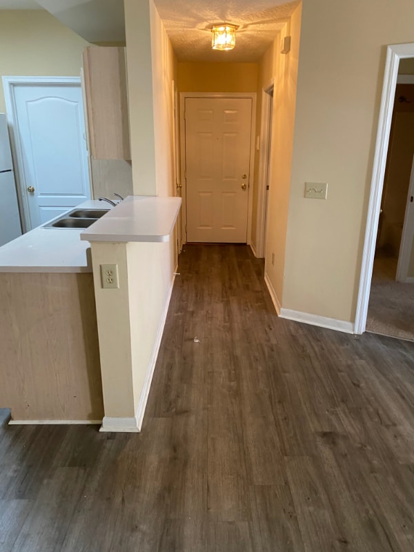 Building Photo - 4240 Endeavor Dr