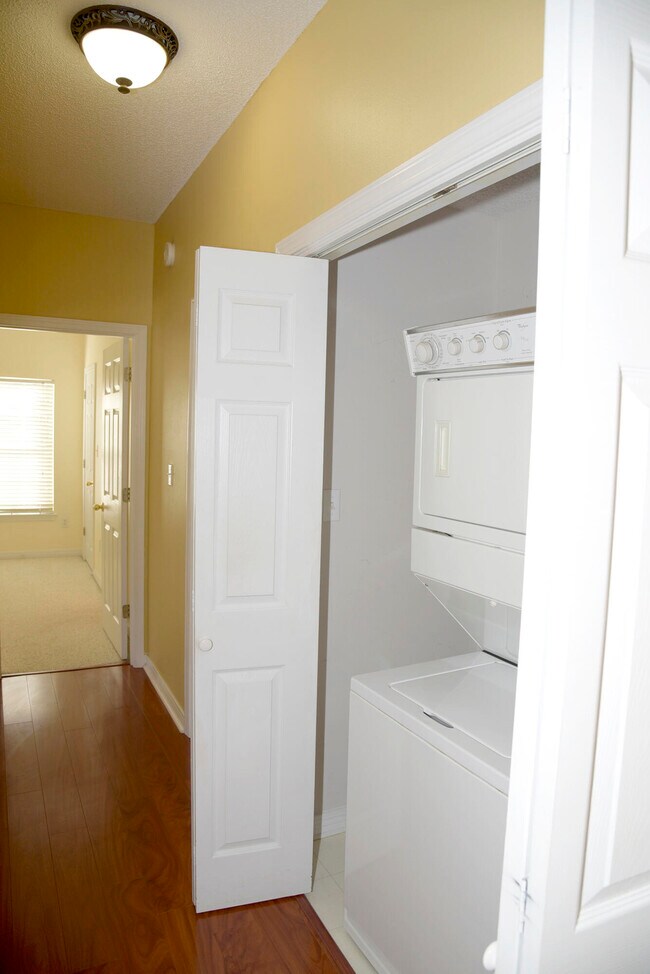 Building Photo - 1501 Partin Dr N
