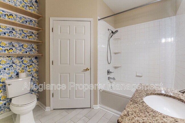 Building Photo - 4551 Strutfield Ln