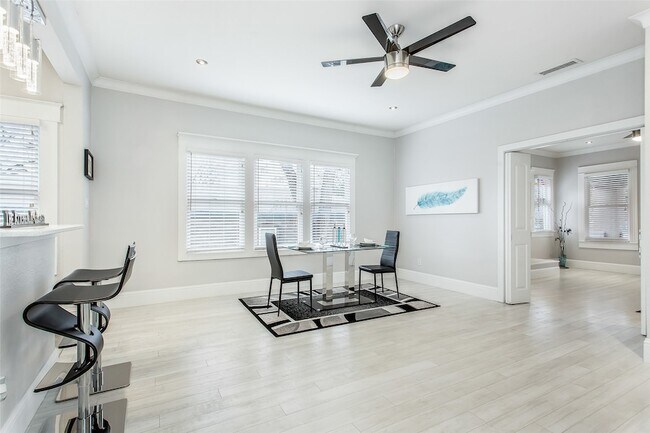 Building Photo - 4719 Junius St