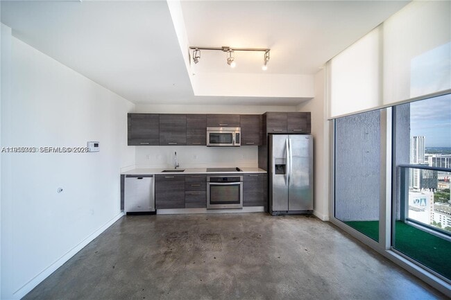 Building Photo - 151 SE 1st St