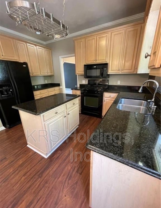 Building Photo - 6305 Old Westham Dr S