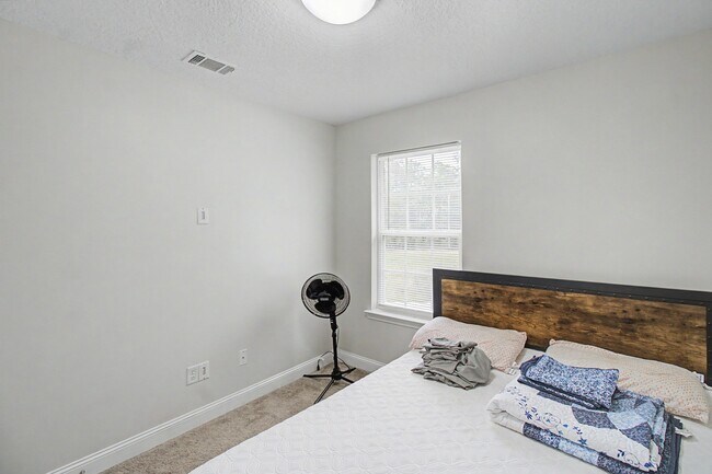 Building Photo - 1223 Cypress Fall Cir