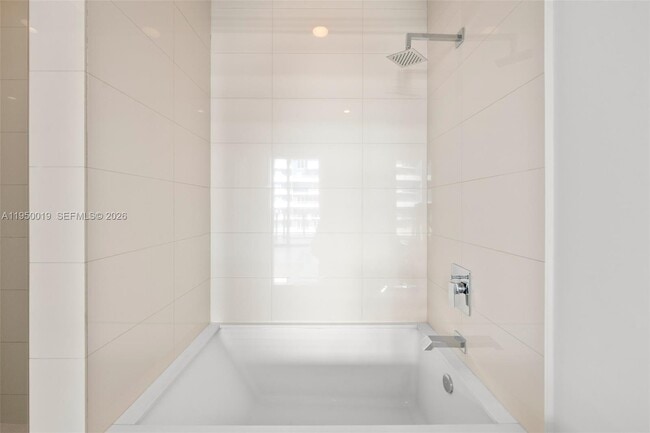 Building Photo - 1300 S Miami Ave