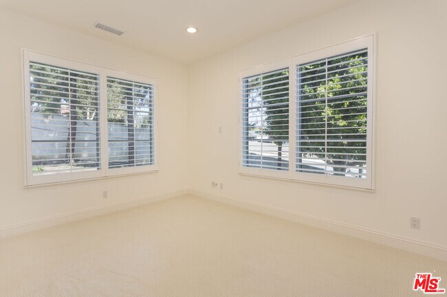 Building Photo - 763 Patterson Pl