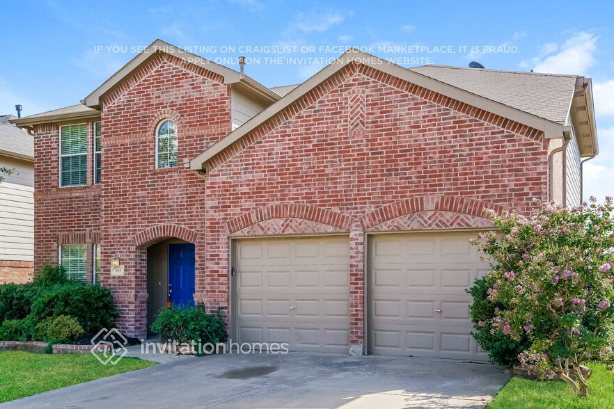 Building Photo - 9053 Trail Blazer Dr