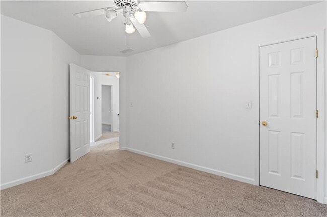 Building Photo - 1249 McLendon Dr