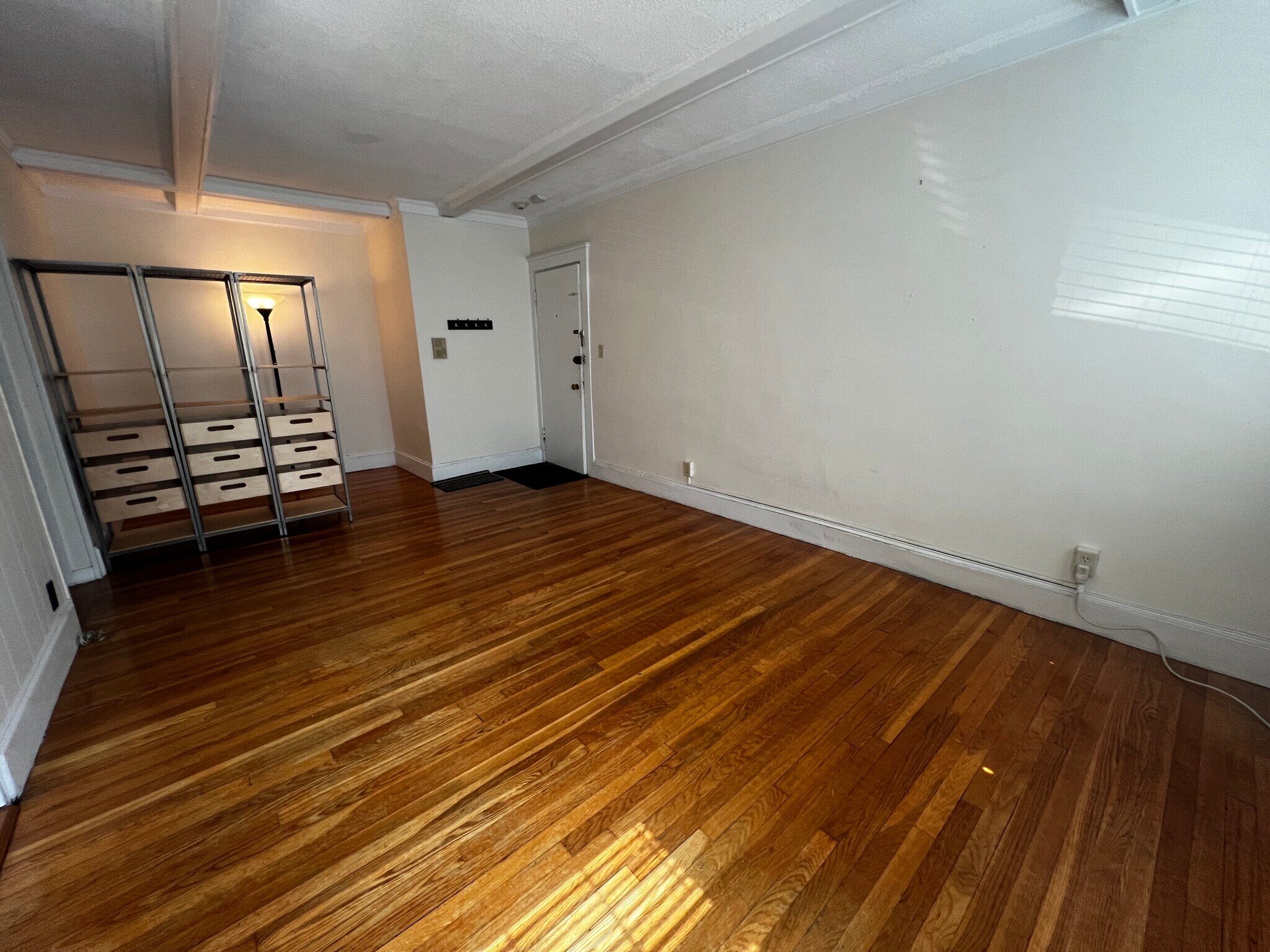 Building Photo - 124 Sutherland Rd