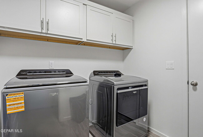 Building Photo - 15252 Apex Ct