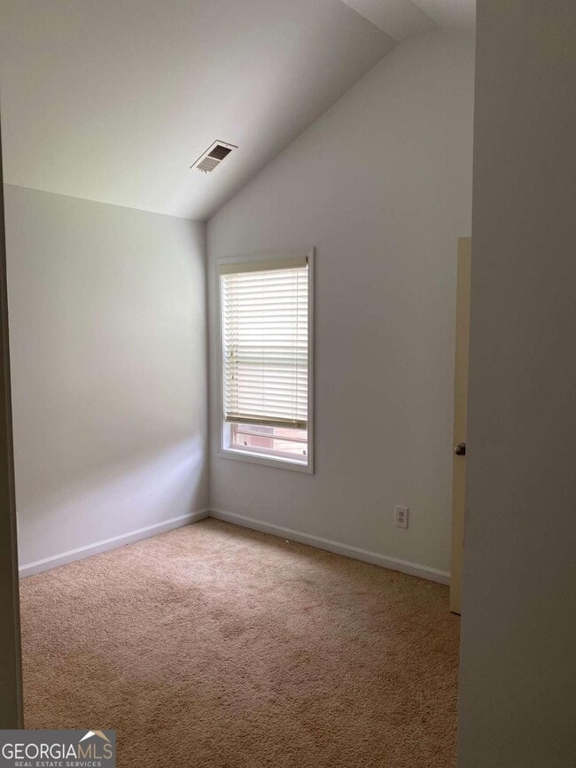 Building Photo - 5620 Beaver Ridge Dr