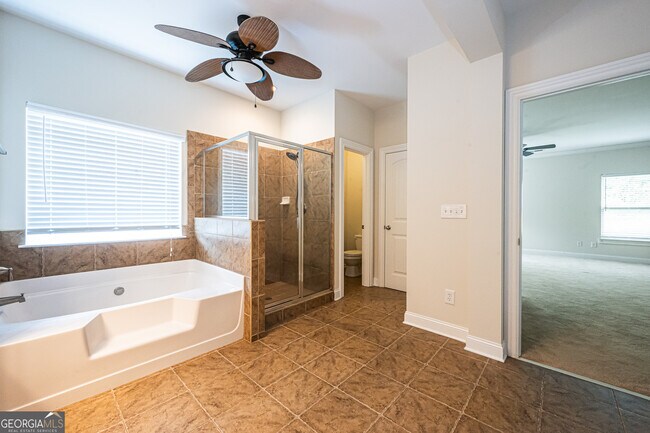 Building Photo - 1675 Great Heron Cove