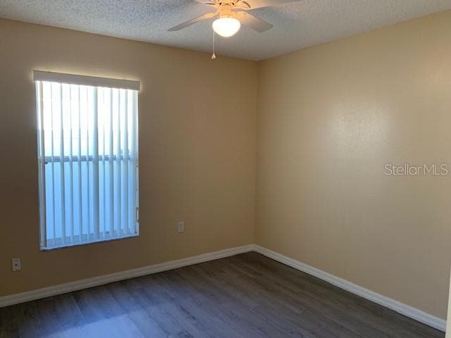 Building Photo - 429 Majesty Dr