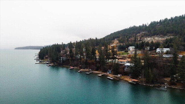 Building Photo - 323 Deer Creek Rd