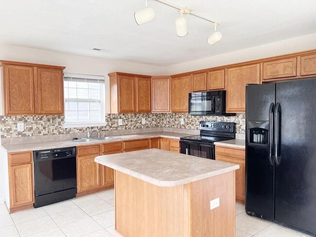 Building Photo - 616 Fountain Brook Ln