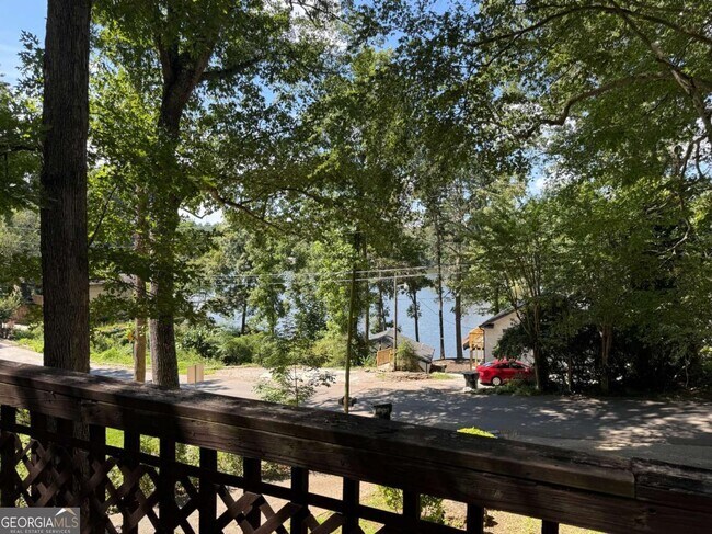 Building Photo - 8439 Lake Dr