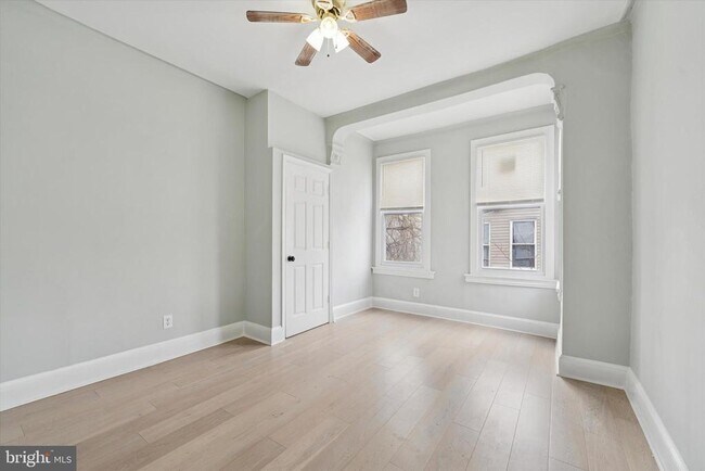 Building Photo - 2422 W Norris St