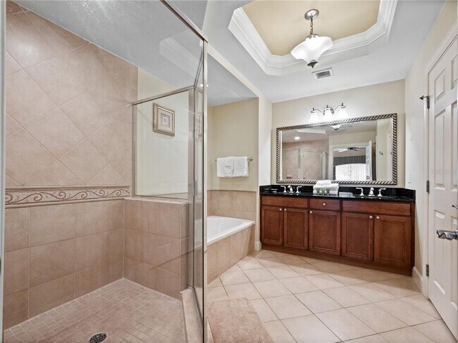 Building Photo - 1368 Centre Ct Ridge Dr