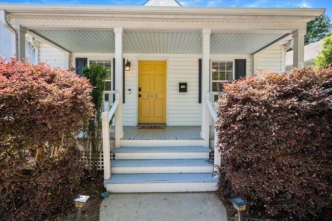 Building Photo - 406 Pershing Rd