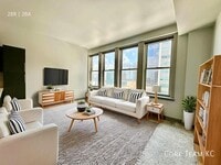 Building Photo - 1121 McGee St