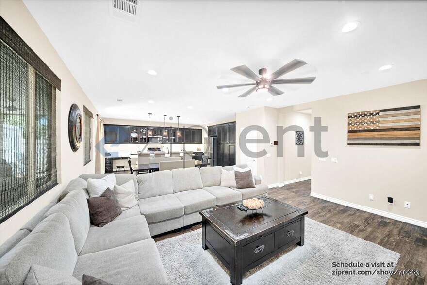 Building Photo - 2820 Palma Cir