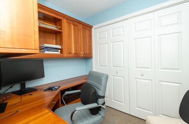 Building Photo - 178 Bishops Forest Dr