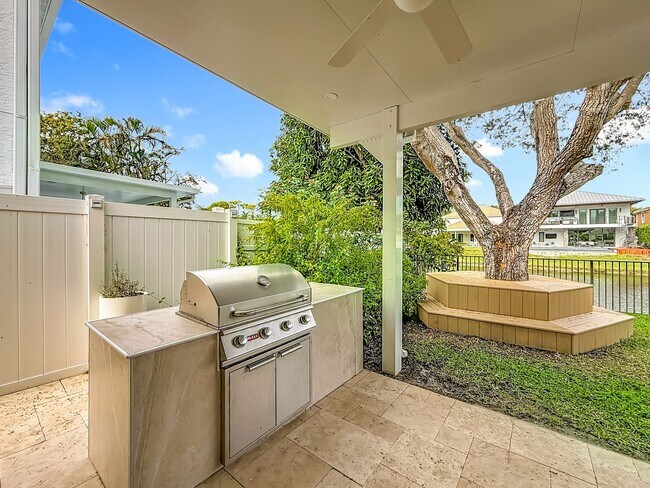 Building Photo - Gorgeous 3 bedroom 2 bath Single Family Home in Delray Beach