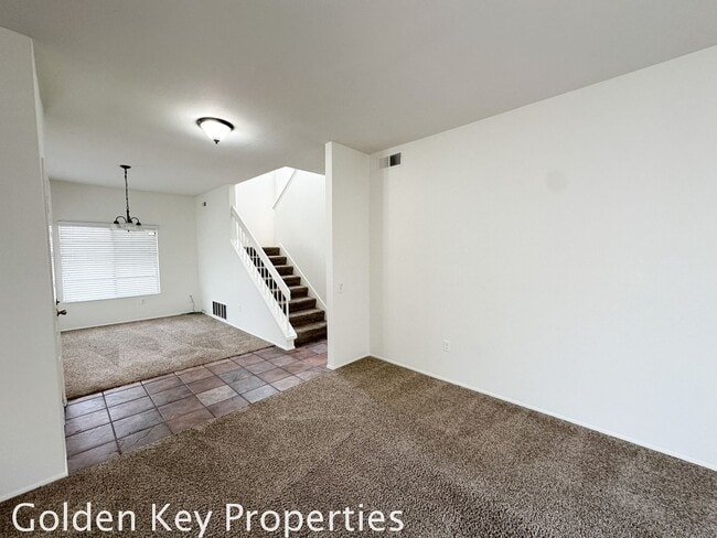 Building Photo - Four-bedroom townhome in The Trails at Cal...