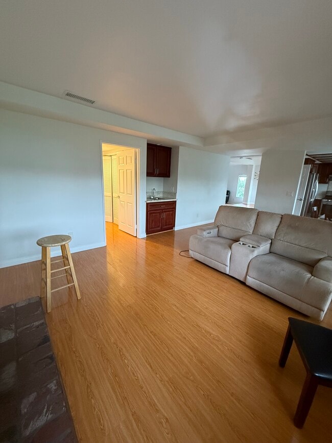 Building Photo - 2466 Robert Rd