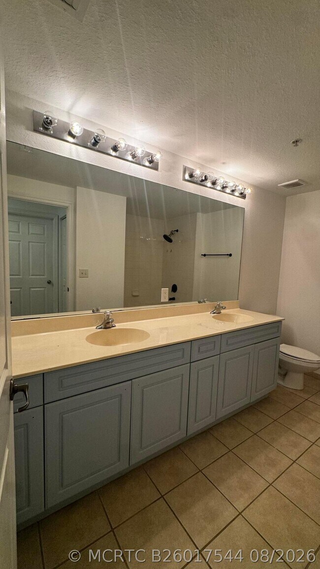 Building Photo - 2725 Anzio Ct