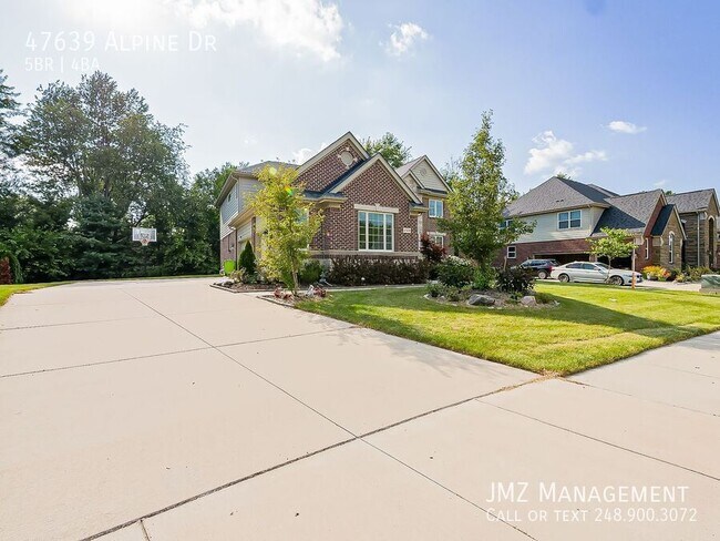 Building Photo - 47639 Alpine Dr