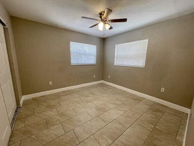 Building Photo - 4 bedroom 2 bathroom pool home for rent