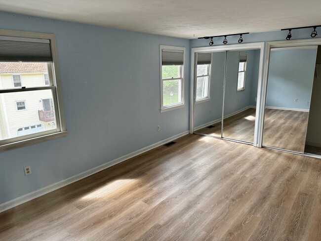 Building Photo - 41 Albury Stone Cir