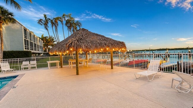 Building Photo - 1300 Seaway Dr