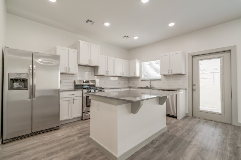 Building Photo - 13518 Vinita Dr