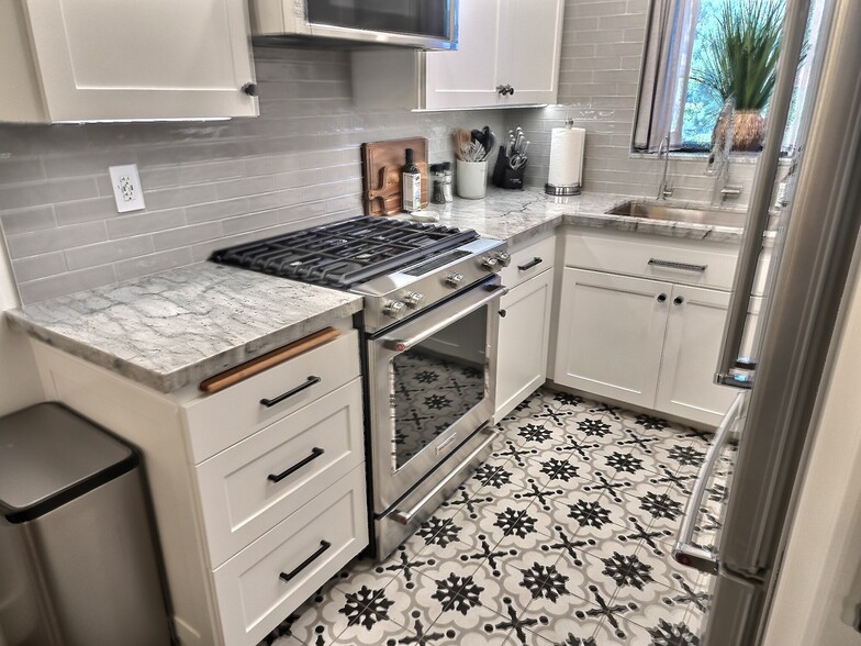 Kitchen - 28021 Sarabande Ln