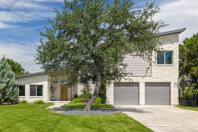 Primary Photo - 3610 Crosswind Dr