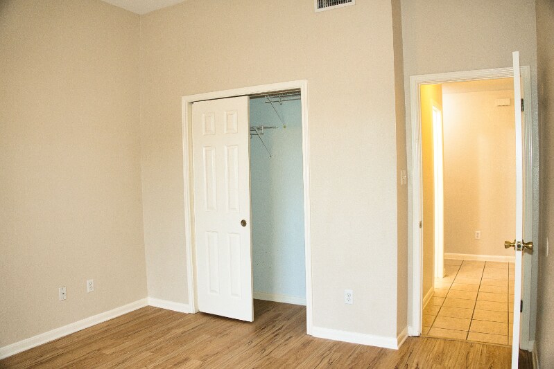 Building Photo - 1507 Hollyhock Ct