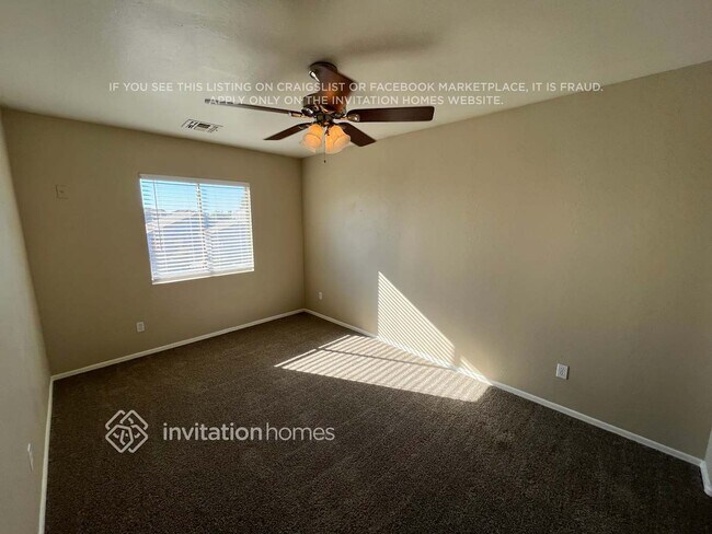 Building Photo - 12302 W Dreyfus Dr