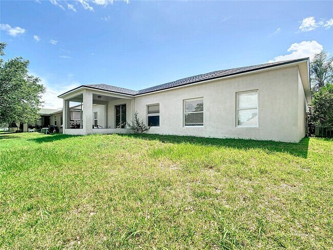 Building Photo - 550 Reddicks Cir
