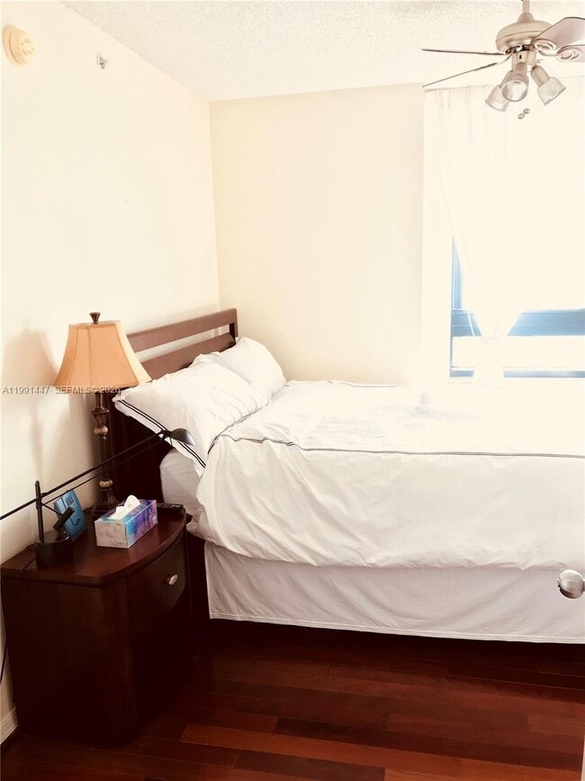 Building Photo - 1330 West Ave