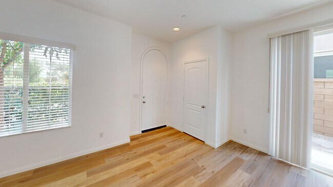 Building Photo - Available Now: Cozy 4 Bedroom 2.5 Bath Home in Rancho Cucamonga.