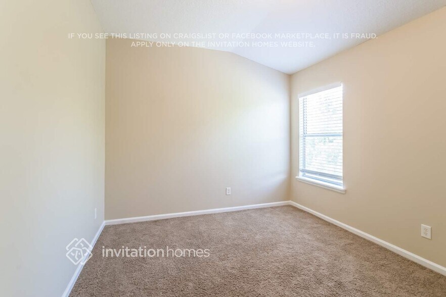 Building Photo - 5698 Alamosa Cir